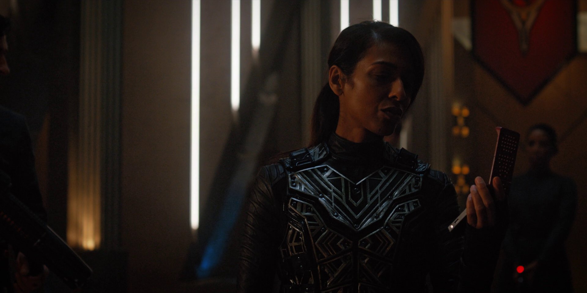 extant_StarTrekDiscovery_1x13-WhatsPastIsPrologue_1950.jpg