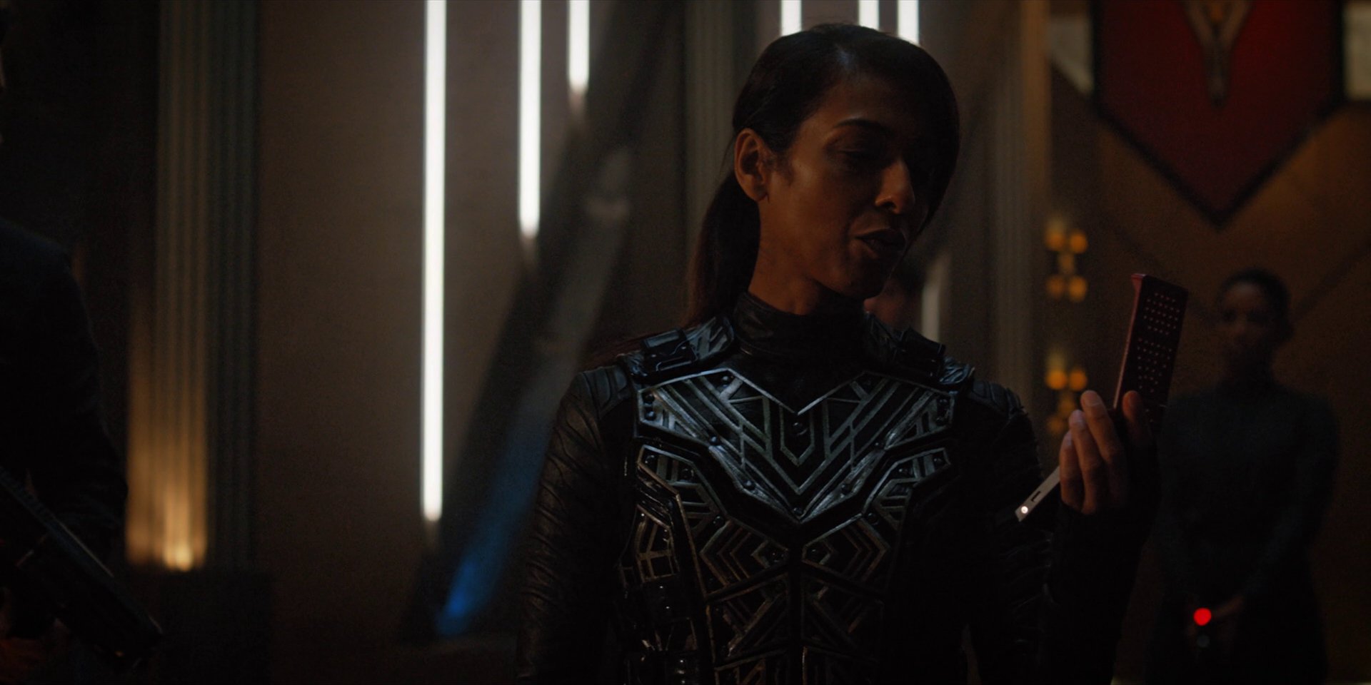extant_StarTrekDiscovery_1x13-WhatsPastIsPrologue_1951.jpg