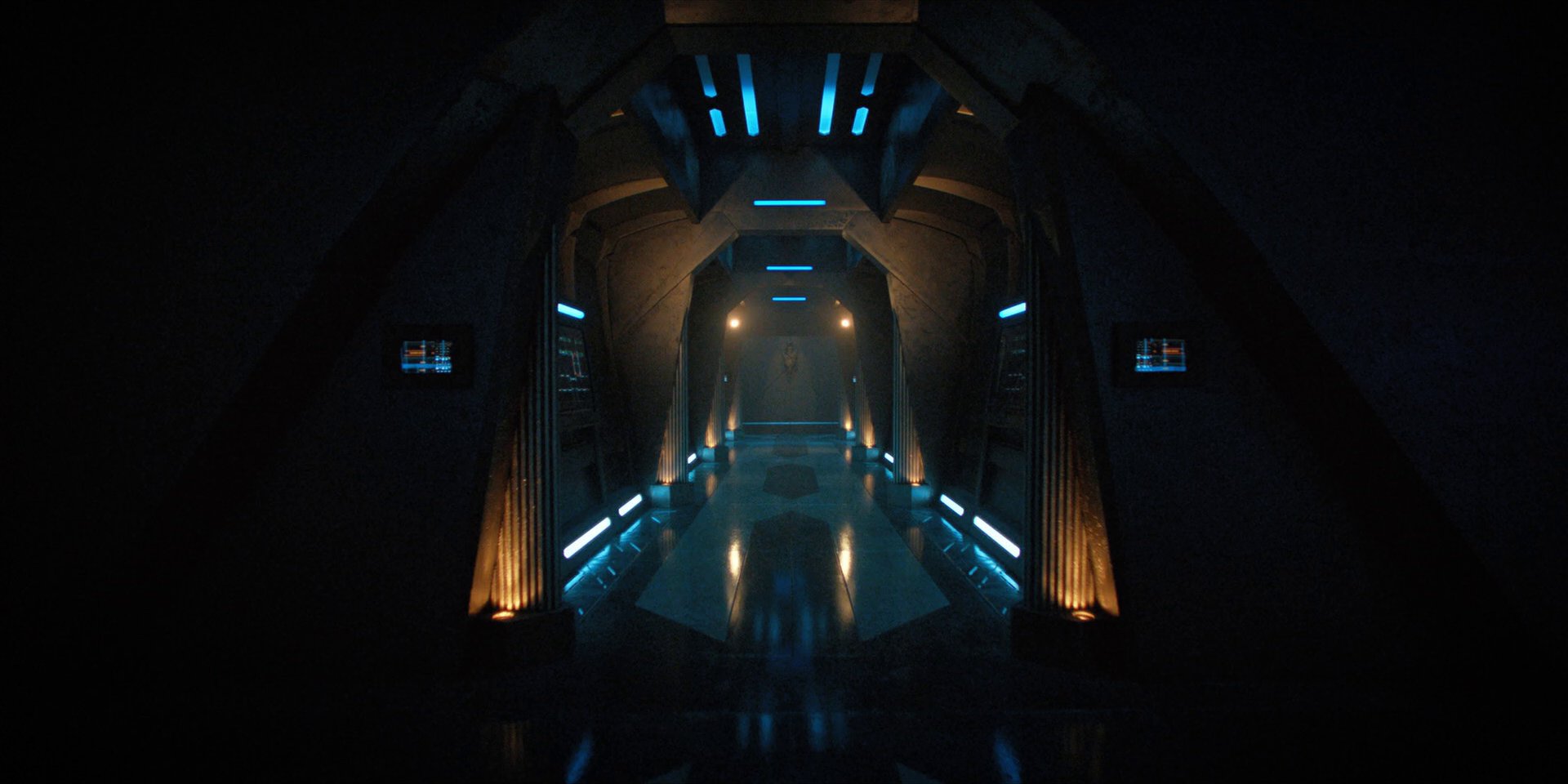 extant_StarTrekDiscovery_1x13-WhatsPastIsPrologue_1975.jpg
