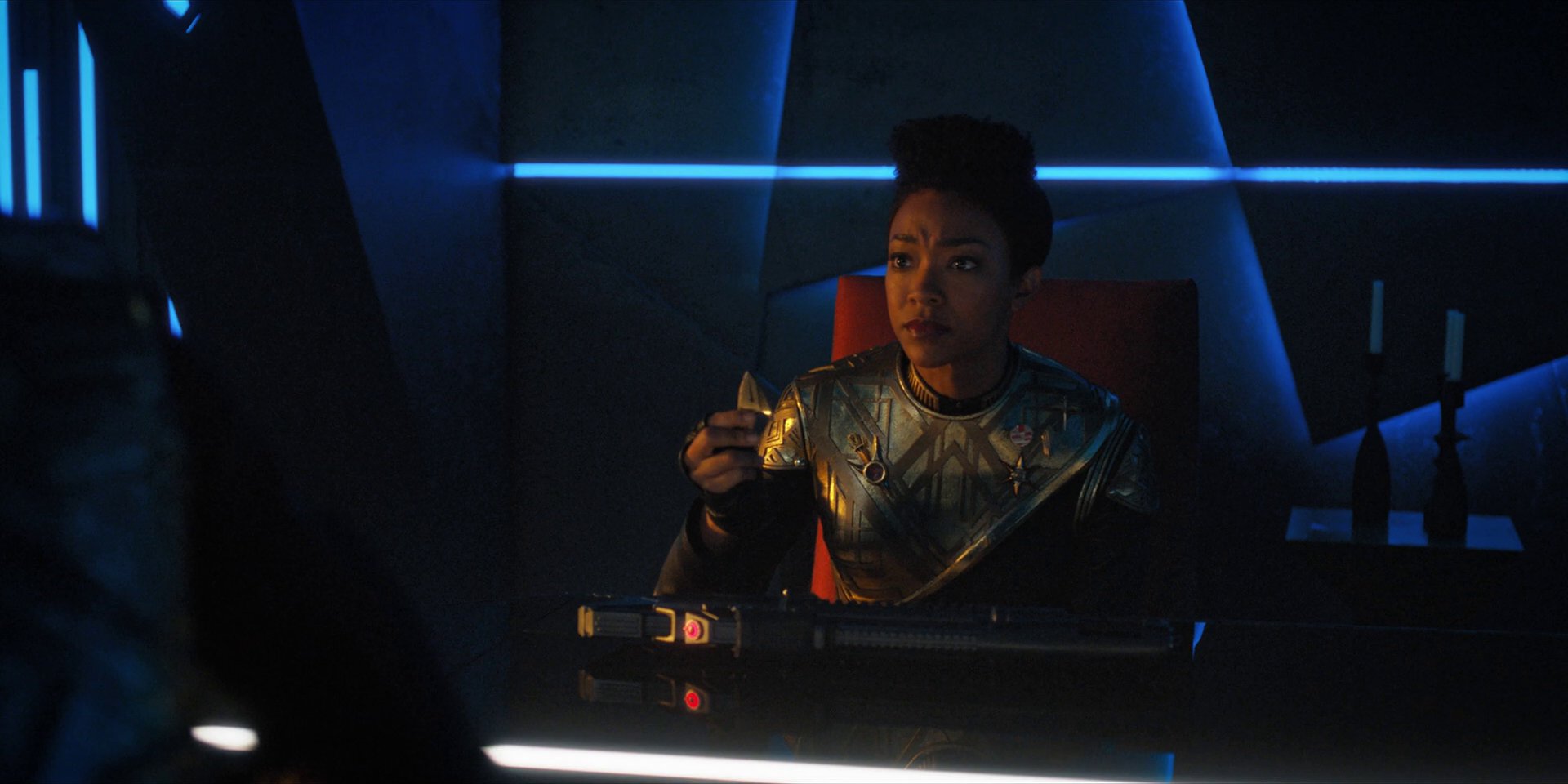 extant_StarTrekDiscovery_1x13-WhatsPastIsPrologue_2373.jpg