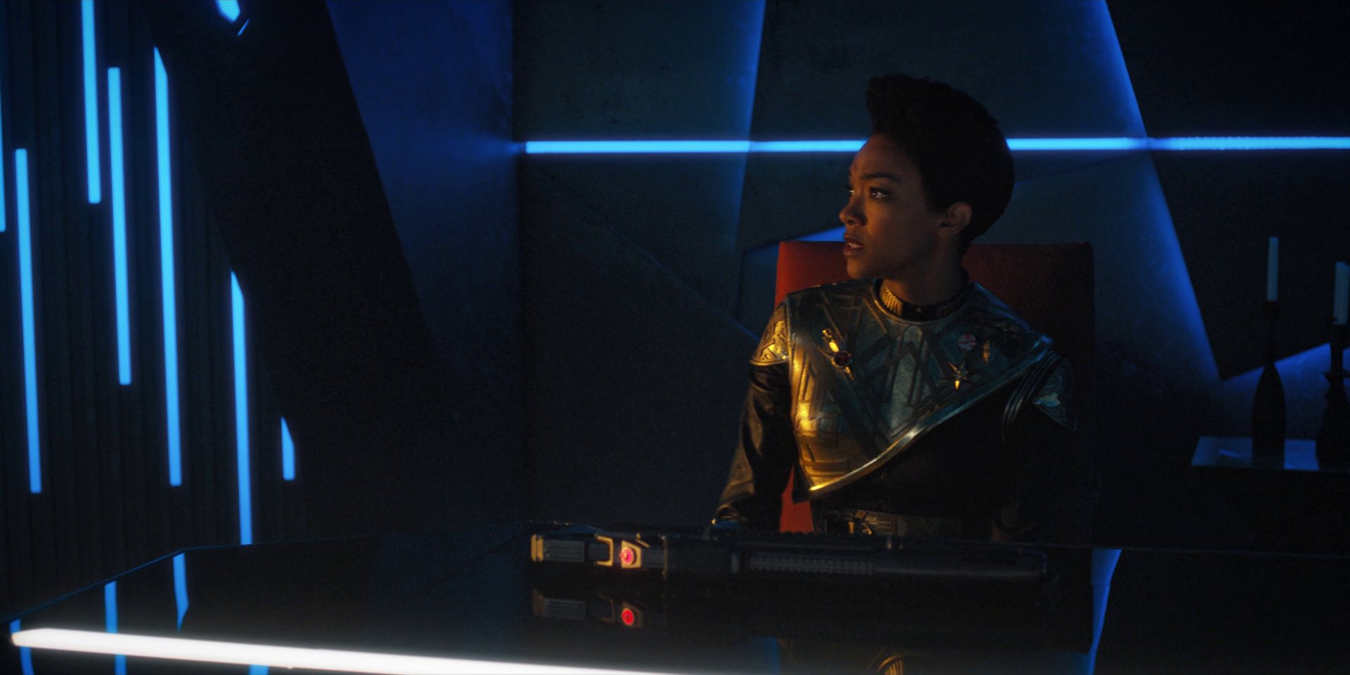extant_StarTrekDiscovery_1x13-WhatsPastIsPrologue_2380.jpg