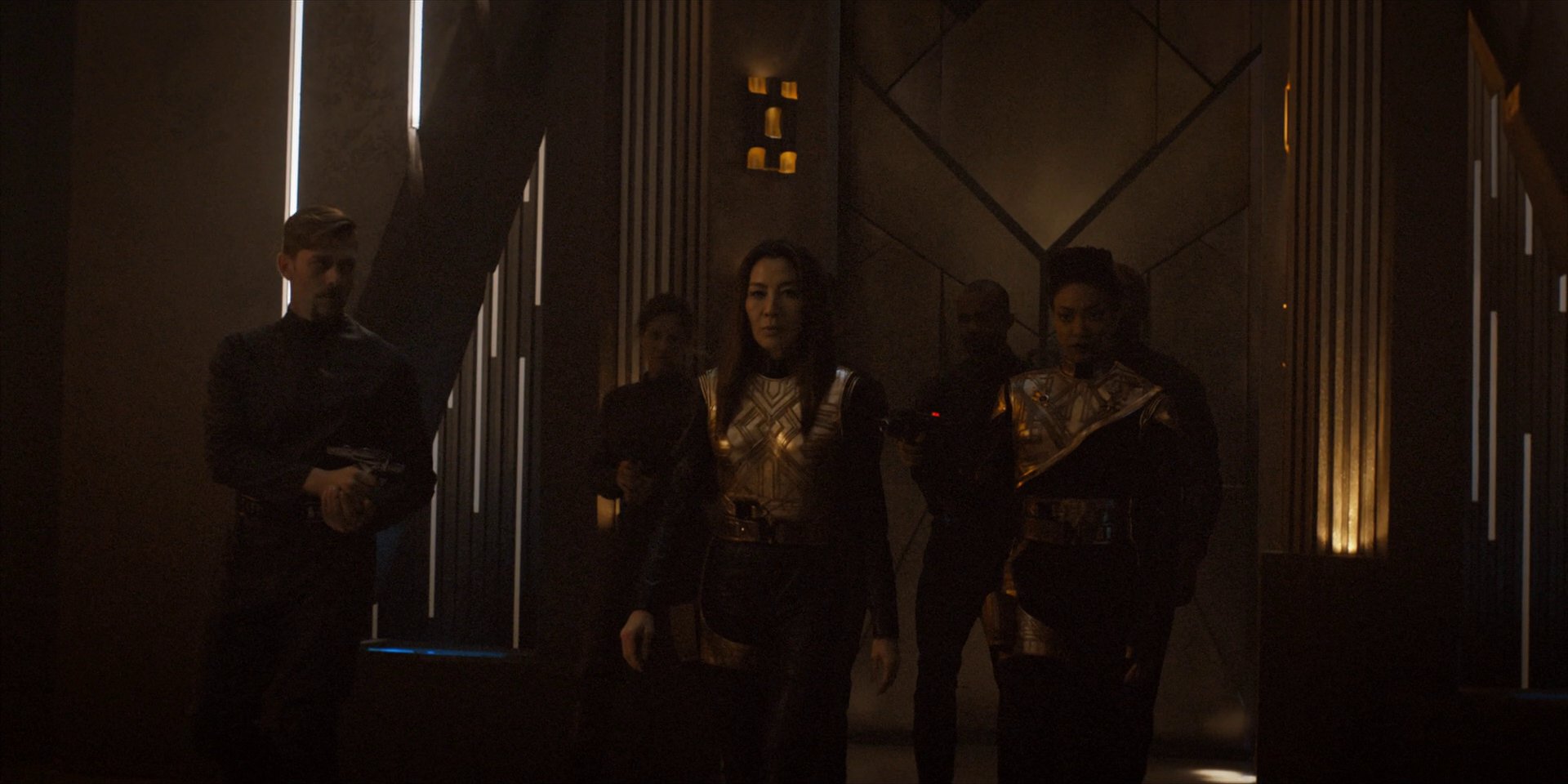 extant_StarTrekDiscovery_1x13-WhatsPastIsPrologue_2816.jpg