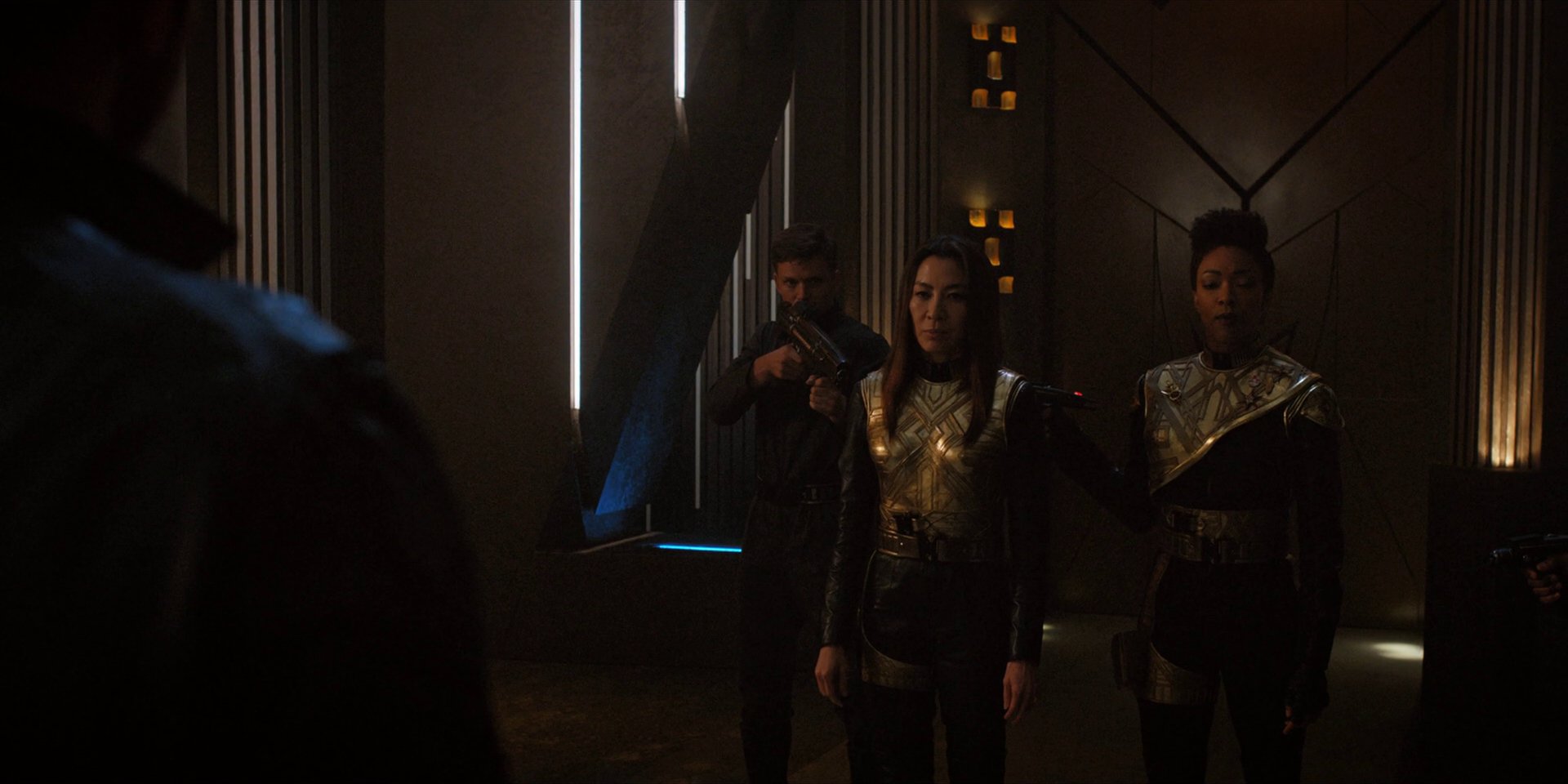 extant_StarTrekDiscovery_1x13-WhatsPastIsPrologue_2832.jpg