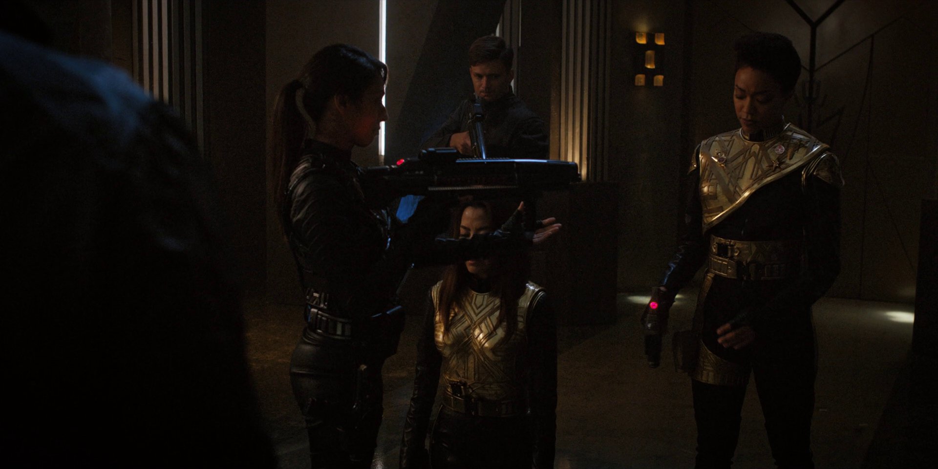 extant_StarTrekDiscovery_1x13-WhatsPastIsPrologue_2969.jpg