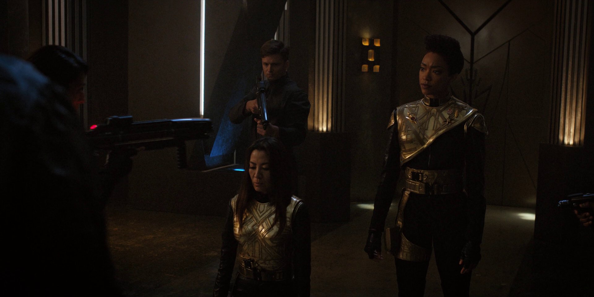 extant_StarTrekDiscovery_1x13-WhatsPastIsPrologue_2981.jpg