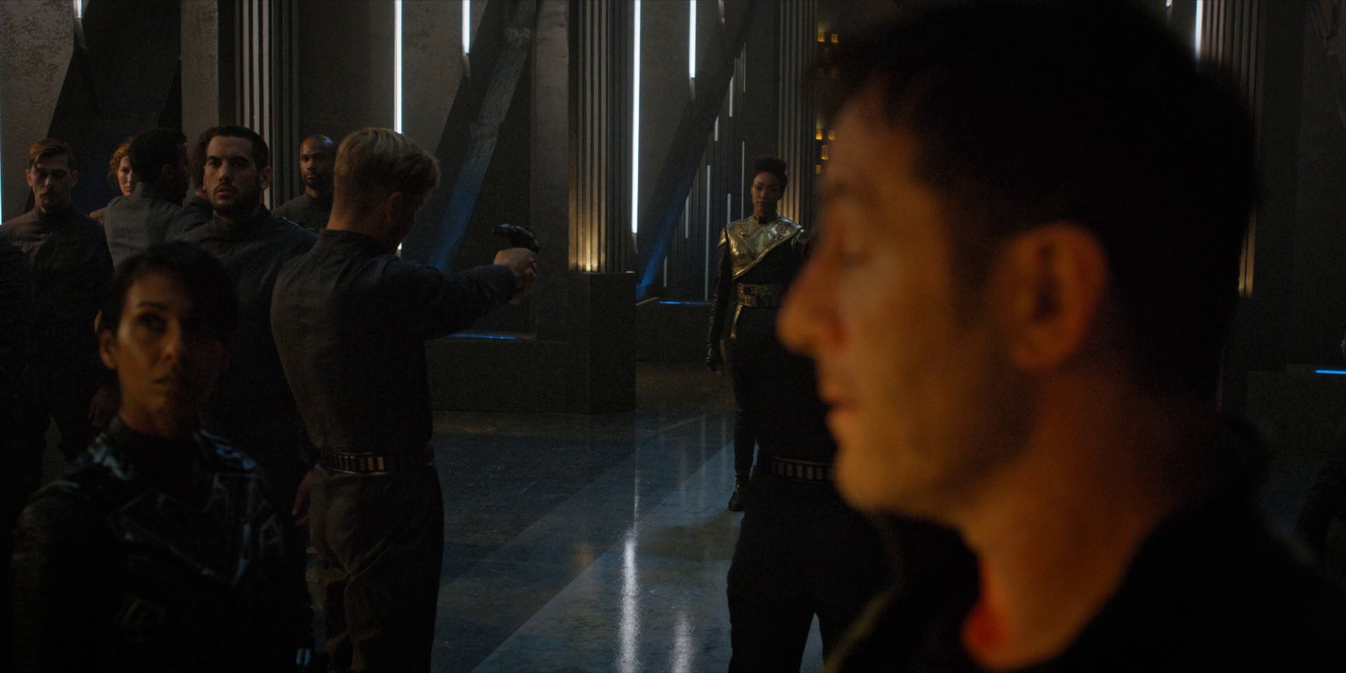 extant_StarTrekDiscovery_1x13-WhatsPastIsPrologue_3372.jpg