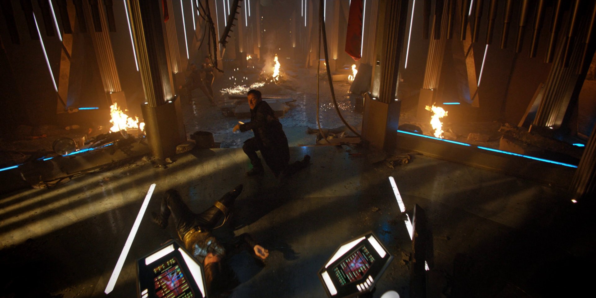 extant_StarTrekDiscovery_1x13-WhatsPastIsPrologue_3603.jpg