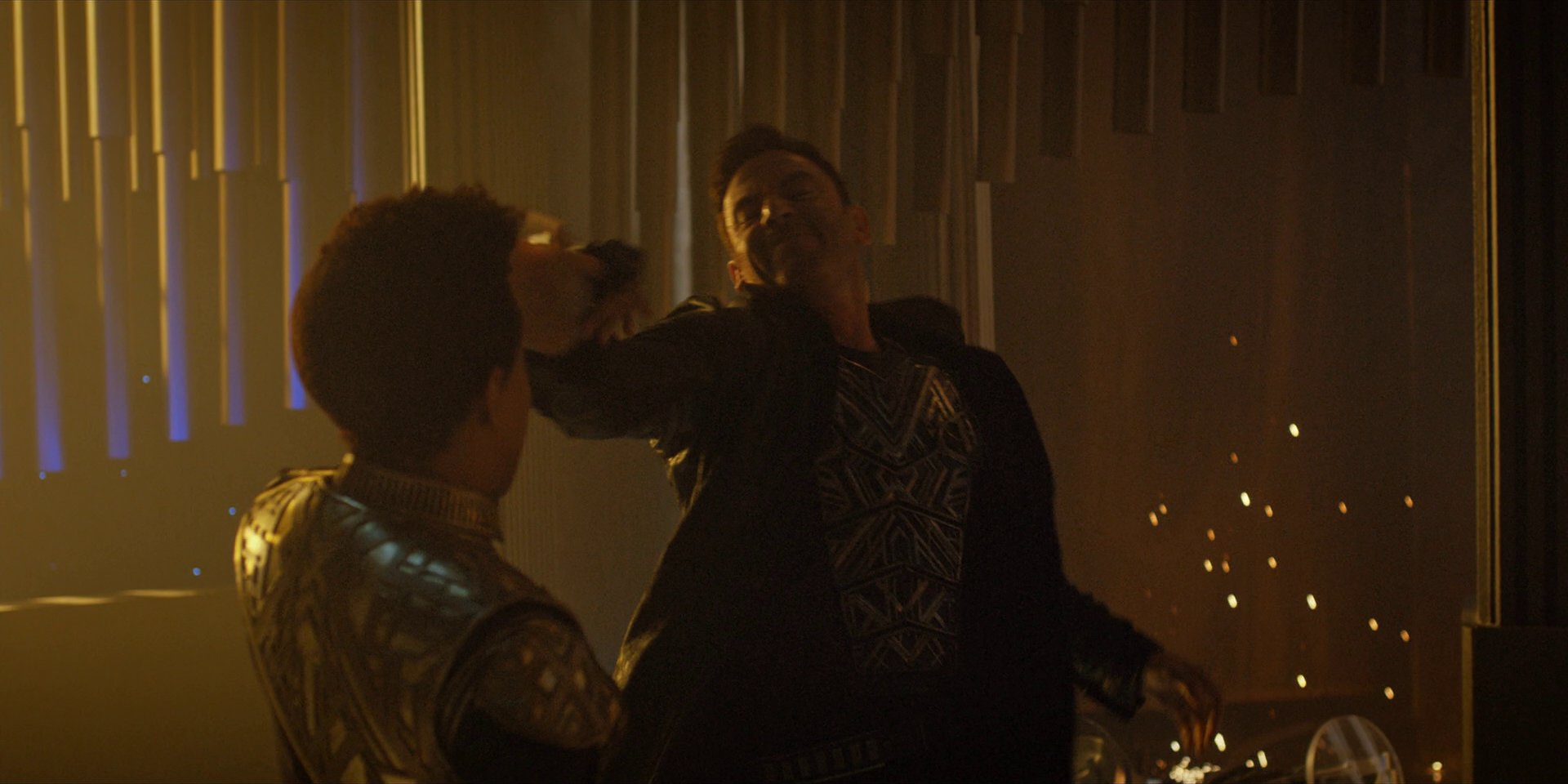 extant_StarTrekDiscovery_1x13-WhatsPastIsPrologue_3647.jpg