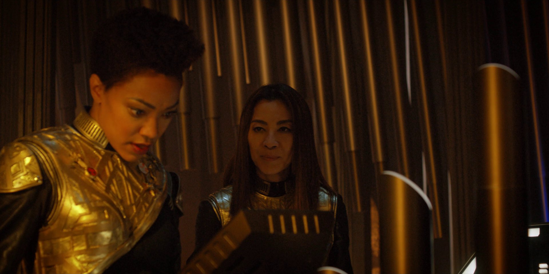 extant_StarTrekDiscovery_1x13-WhatsPastIsPrologue_3819.jpg