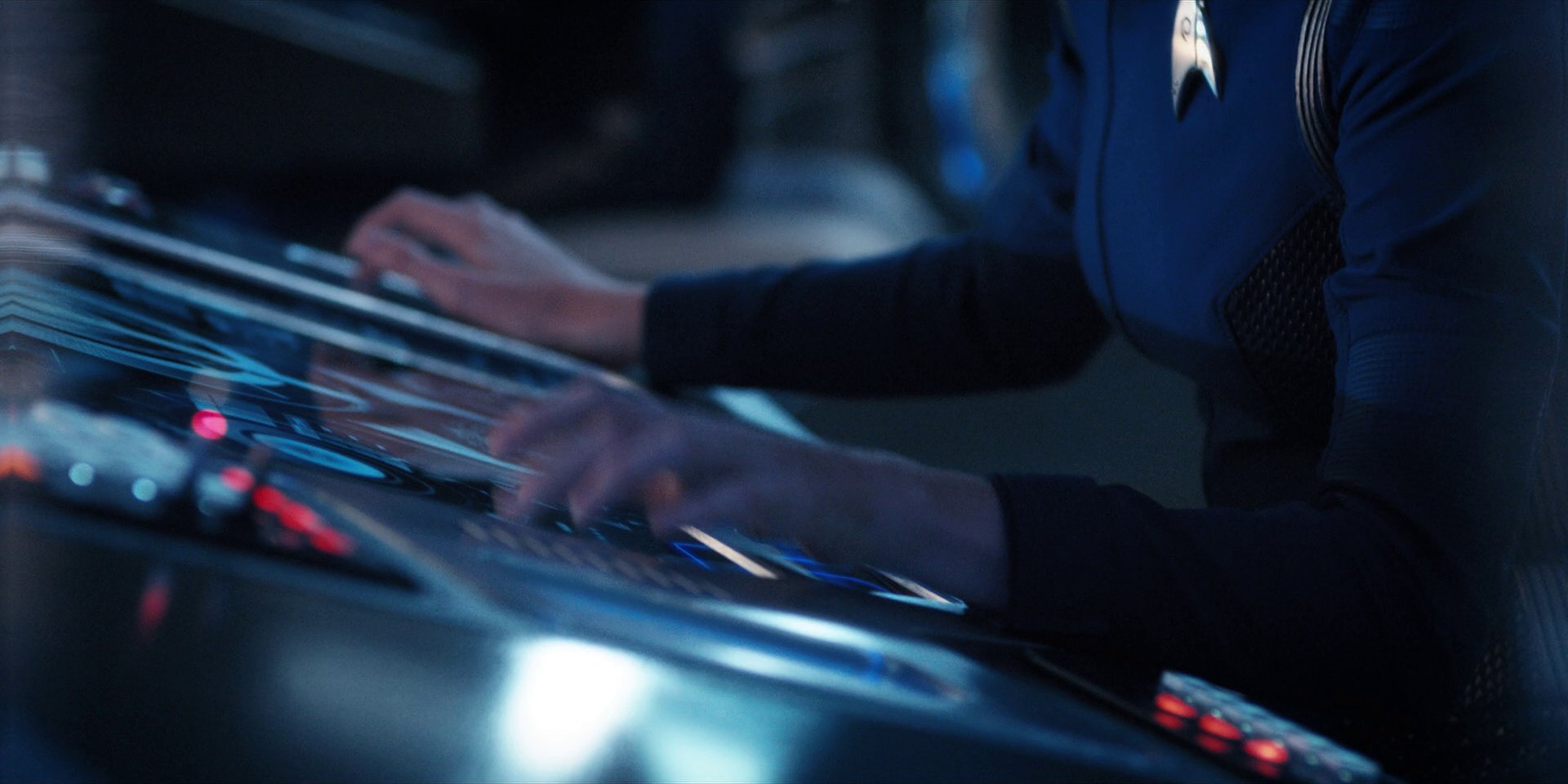 extant_StarTrekDiscovery_1x13-WhatsPastIsPrologue_4107.jpg