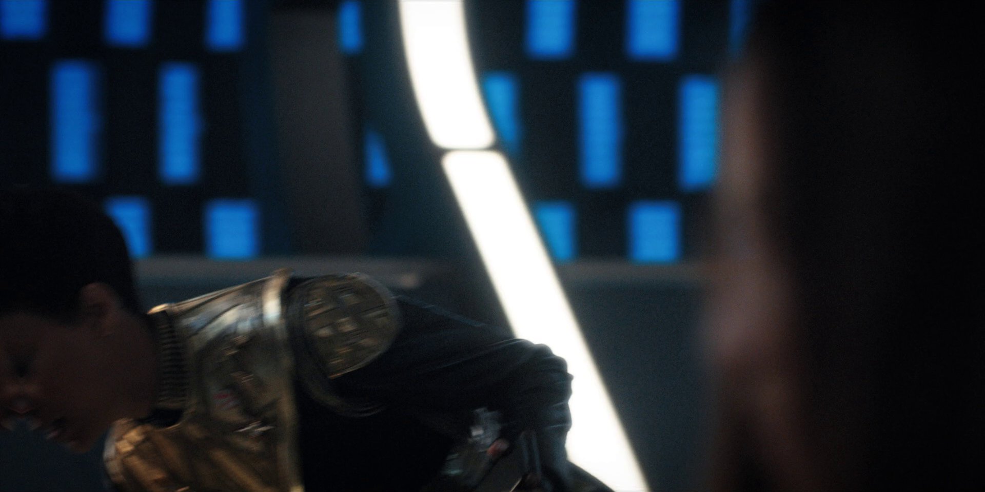 extant_StarTrekDiscovery_1x13-WhatsPastIsPrologue_4225.jpg