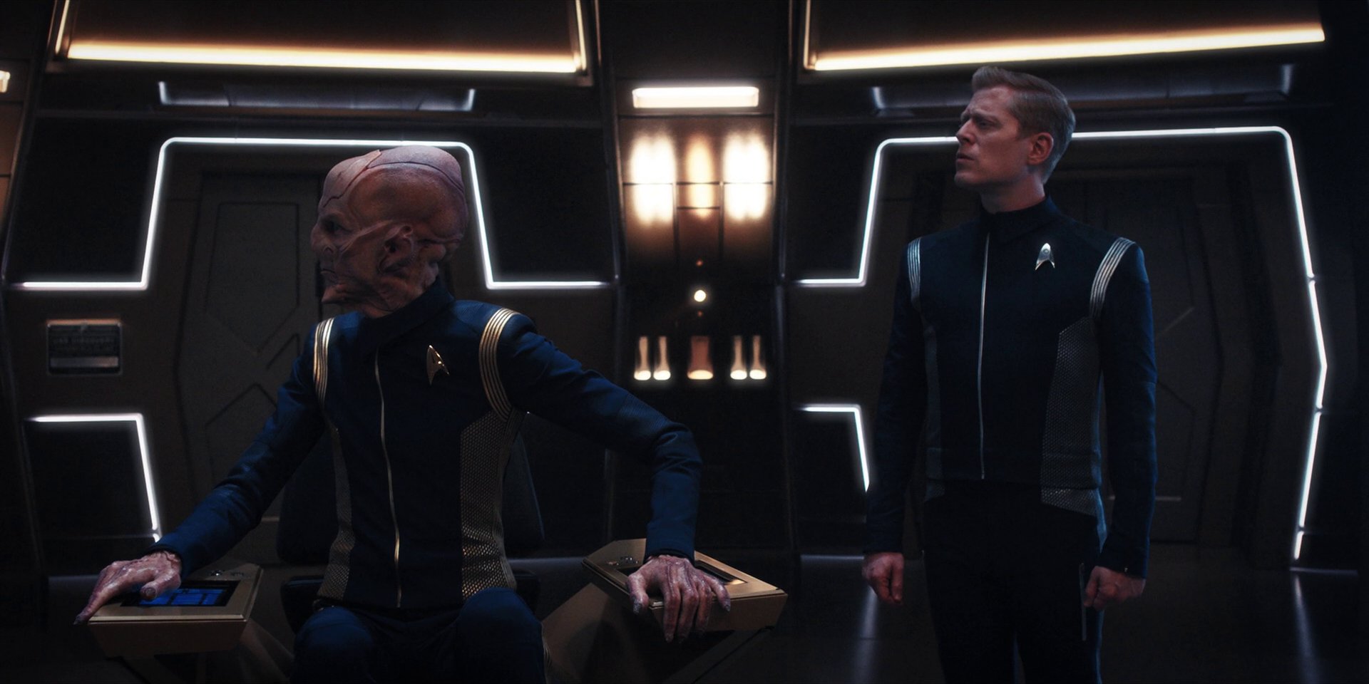 extant_StarTrekDiscovery_1x13-WhatsPastIsPrologue_4564.jpg