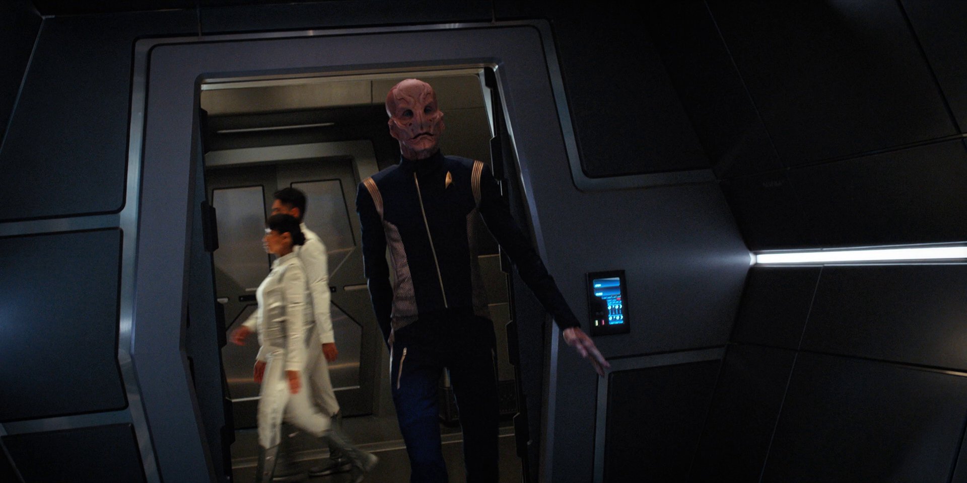extant_StarTrekDiscovery_1x14-TheWarWithoutTheWarWithin_0153.jpg