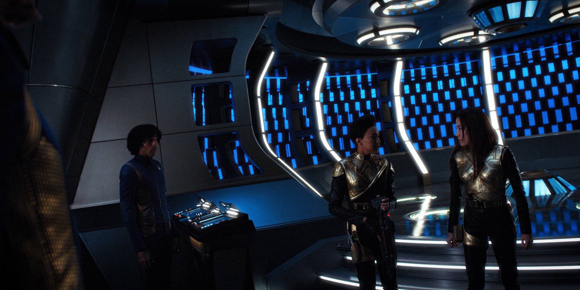 extant_StarTrekDiscovery_1x14-TheWarWithoutTheWarWithin_0180.jpg
