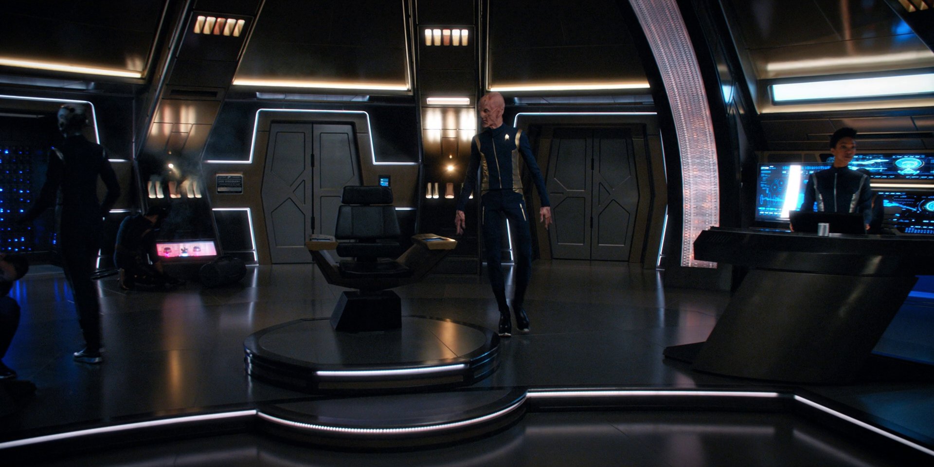 extant_StarTrekDiscovery_1x14-TheWarWithoutTheWarWithin_0900.jpg