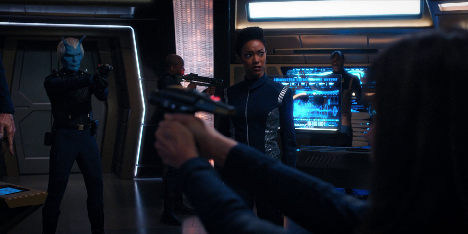 extant_StarTrekDiscovery_1x14-TheWarWithoutTheWarWithin_0977.jpg
