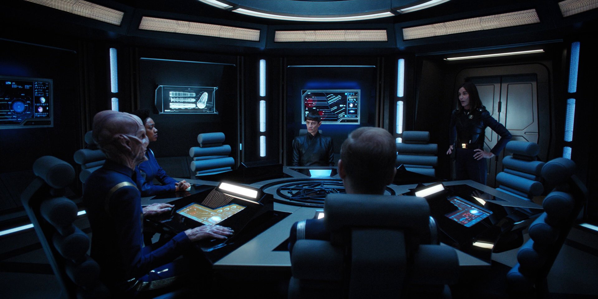 extant_StarTrekDiscovery_1x14-TheWarWithoutTheWarWithin_1563.jpg