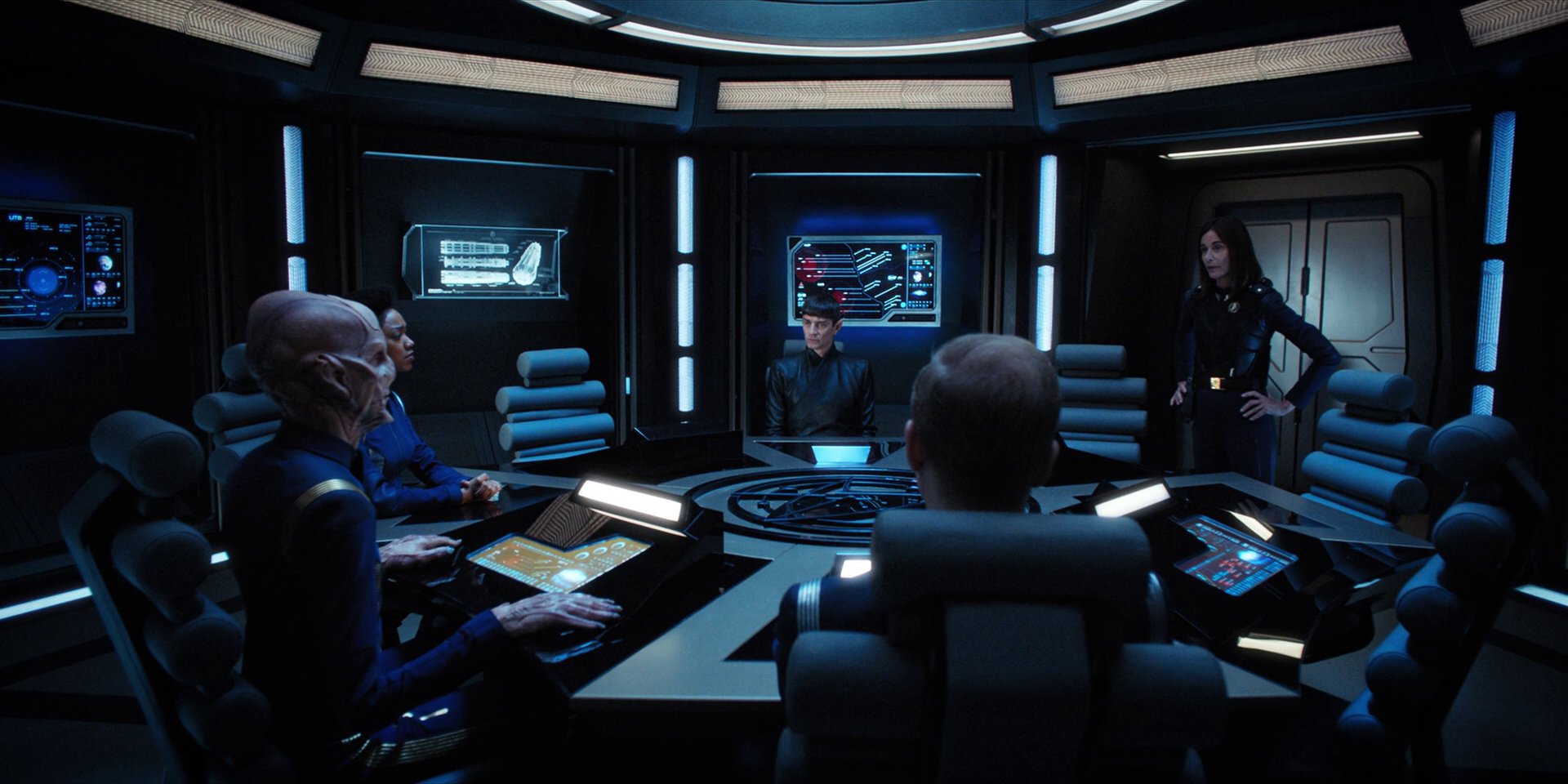 extant_StarTrekDiscovery_1x14-TheWarWithoutTheWarWithin_1564.jpg