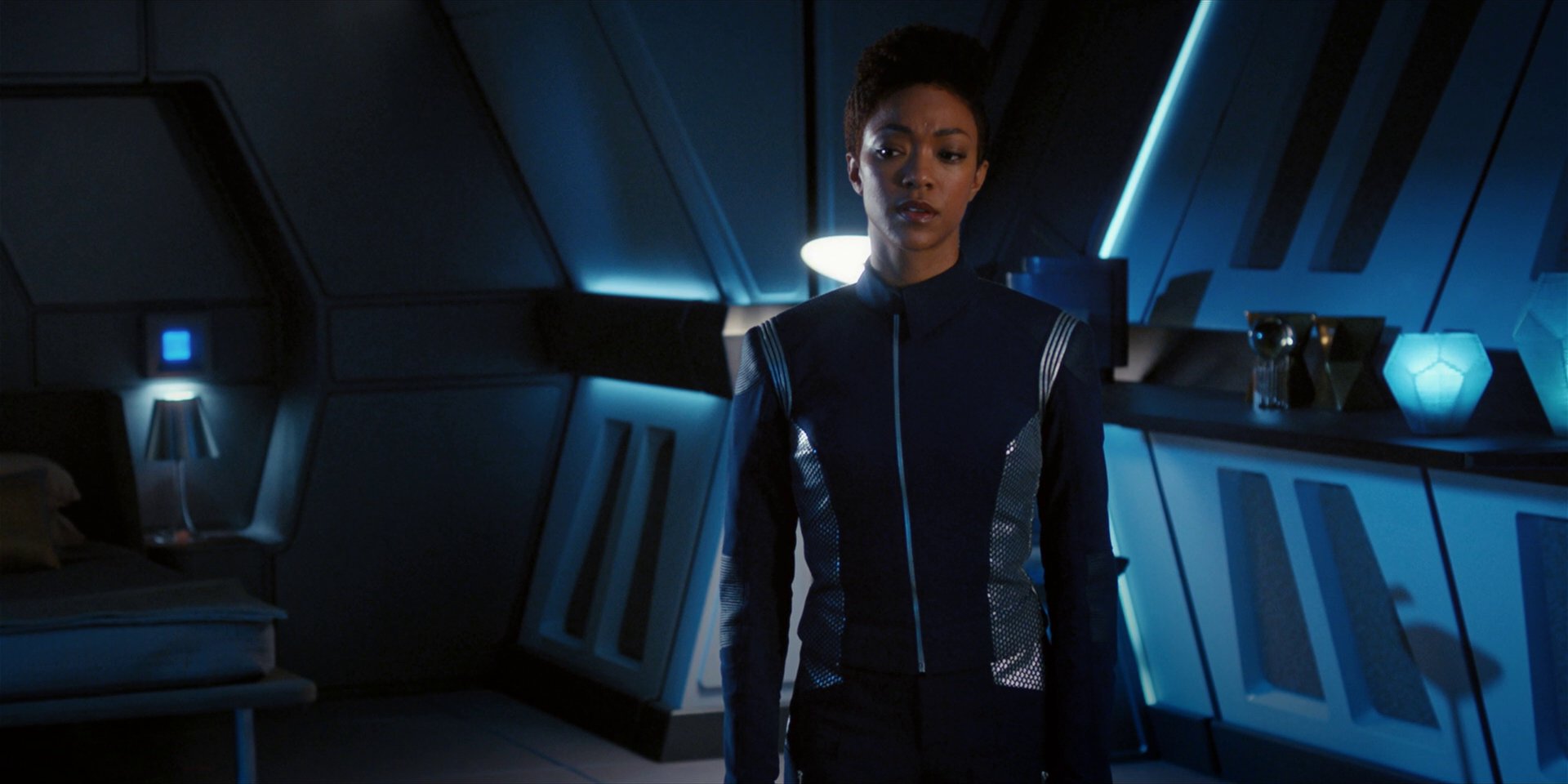 extant_StarTrekDiscovery_1x14-TheWarWithoutTheWarWithin_1930.jpg