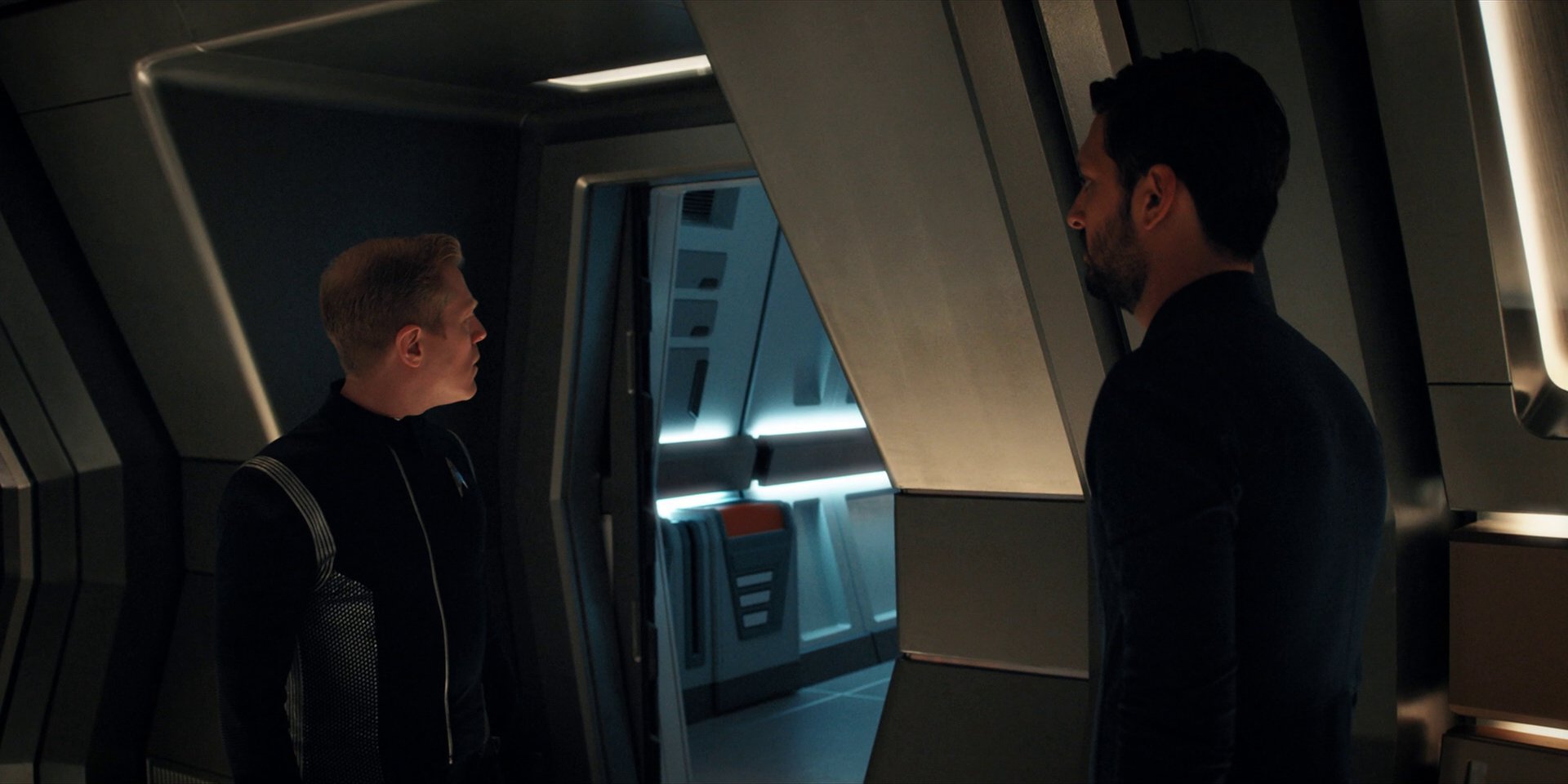 extant_StarTrekDiscovery_1x14-TheWarWithoutTheWarWithin_1955.jpg