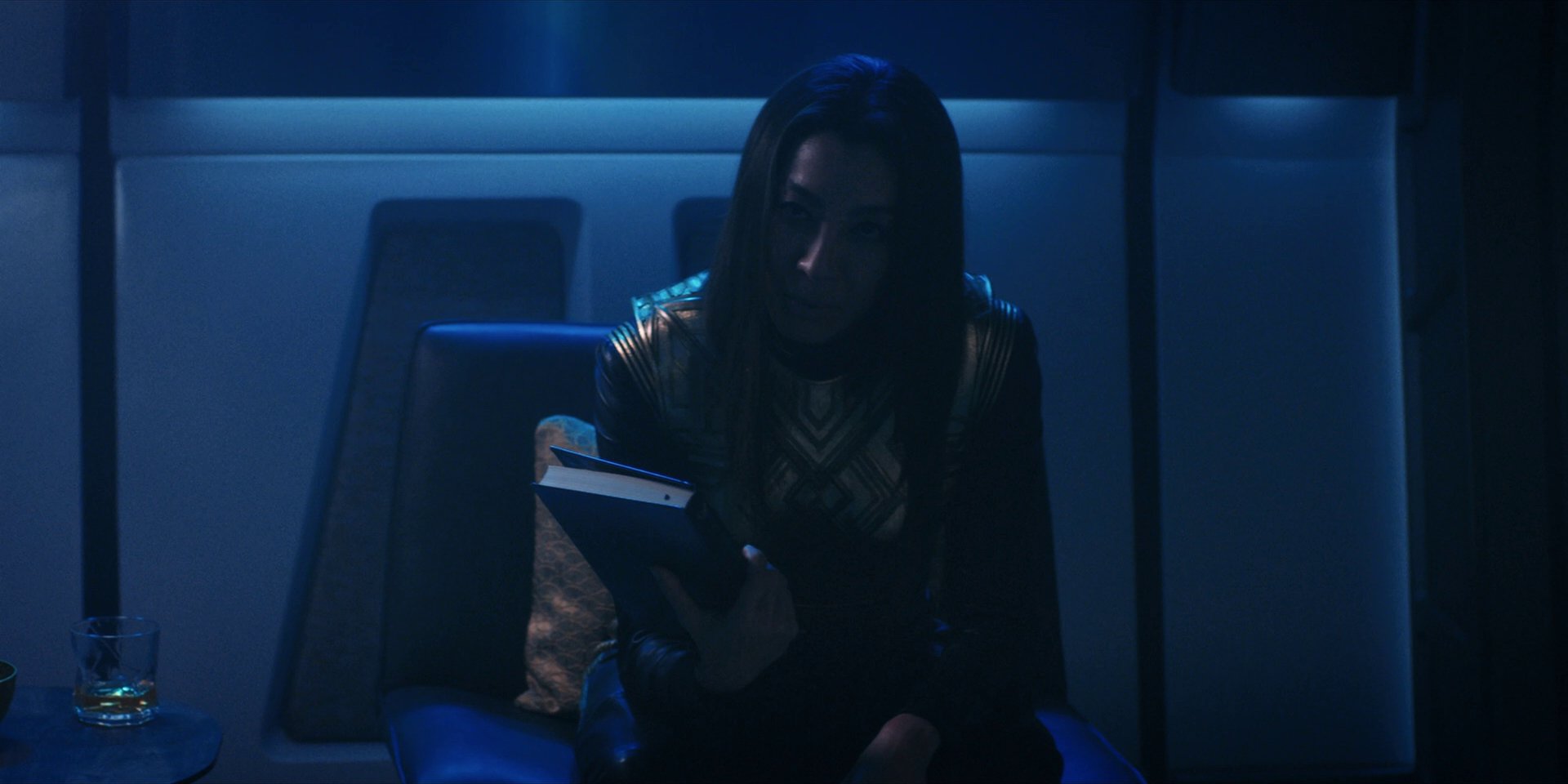 extant_StarTrekDiscovery_1x14-TheWarWithoutTheWarWithin_2781.jpg