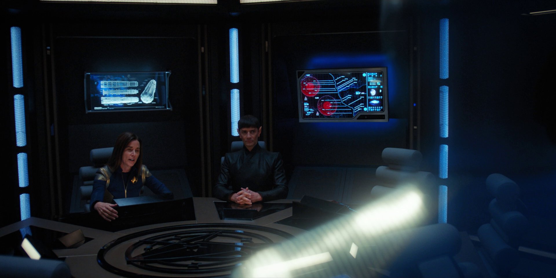 extant_StarTrekDiscovery_1x14-TheWarWithoutTheWarWithin_3025.jpg