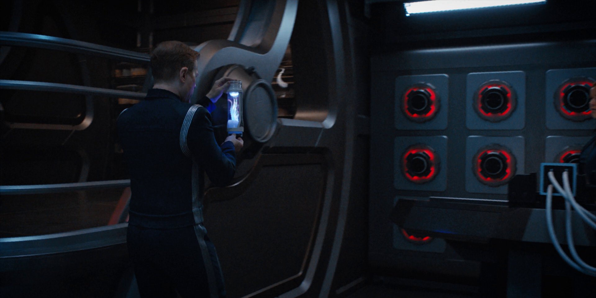 extant_StarTrekDiscovery_1x14-TheWarWithoutTheWarWithin_3331.jpg