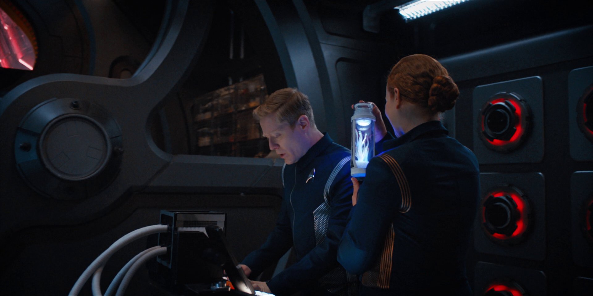 extant_StarTrekDiscovery_1x14-TheWarWithoutTheWarWithin_3342.jpg