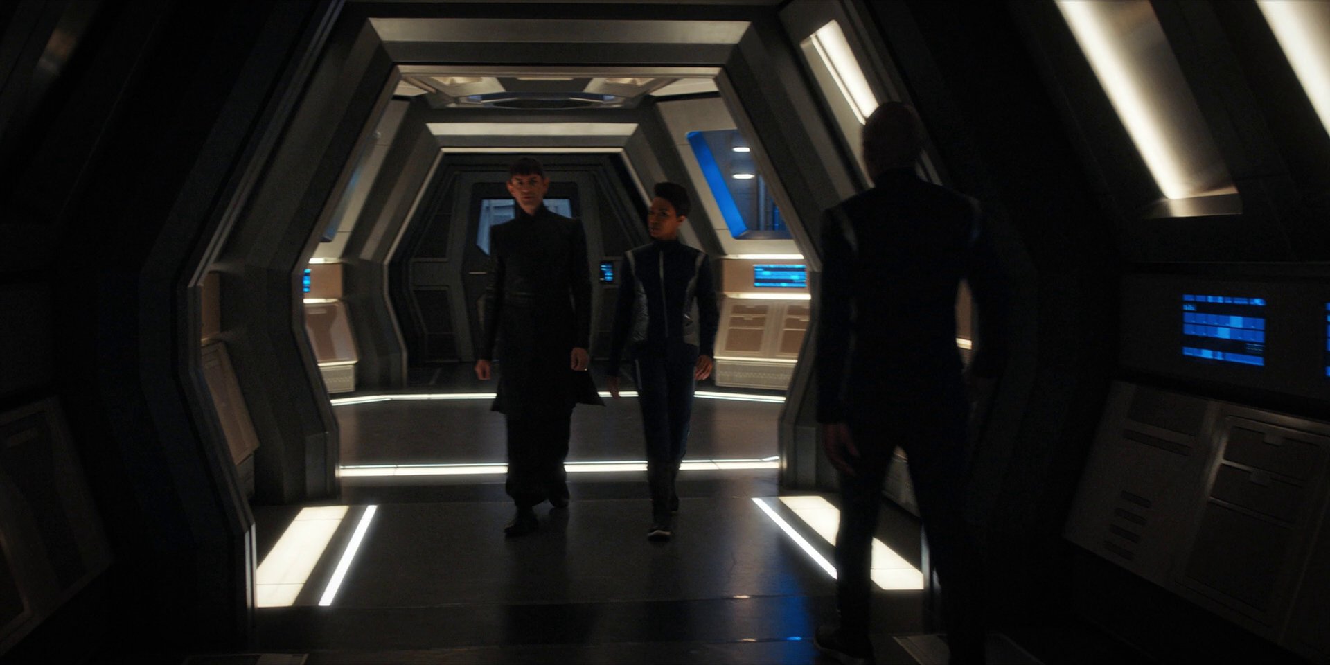 extant_StarTrekDiscovery_1x14-TheWarWithoutTheWarWithin_3625.jpg