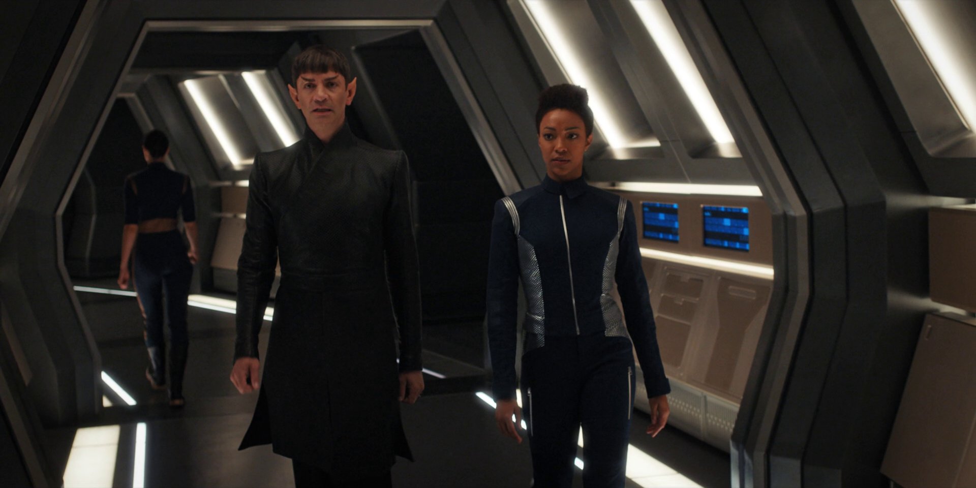 extant_StarTrekDiscovery_1x14-TheWarWithoutTheWarWithin_3679.jpg