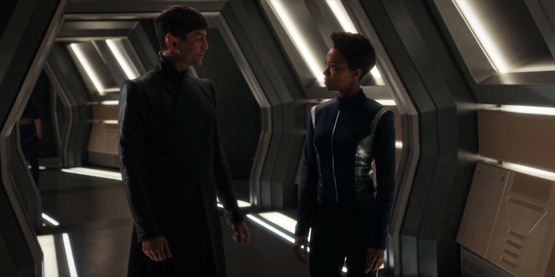 extant_StarTrekDiscovery_1x14-TheWarWithoutTheWarWithin_3683.jpg