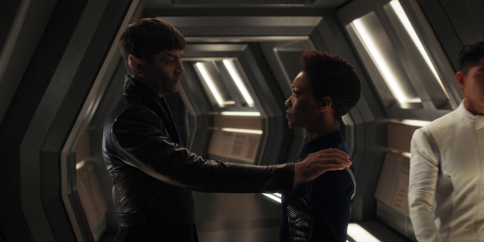 extant_StarTrekDiscovery_1x14-TheWarWithoutTheWarWithin_3720.jpg