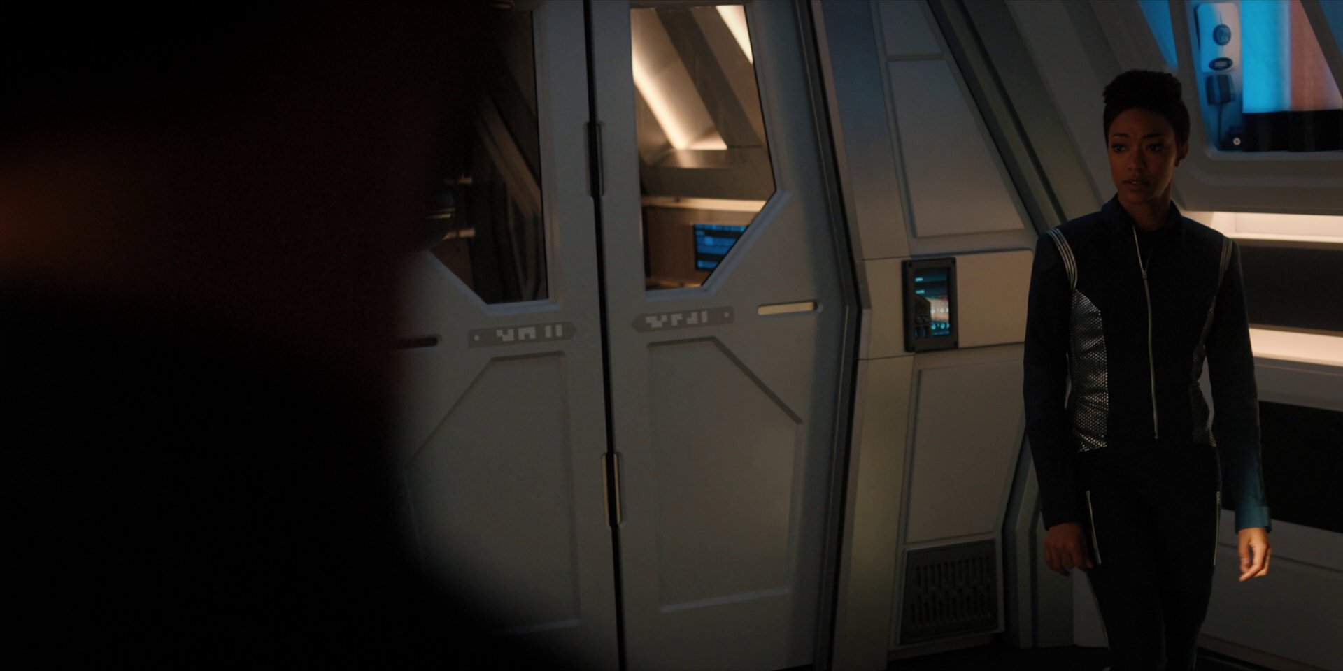 extant_StarTrekDiscovery_1x14-TheWarWithoutTheWarWithin_4440.jpg