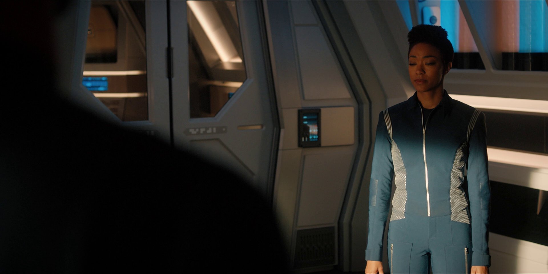 extant_StarTrekDiscovery_1x14-TheWarWithoutTheWarWithin_4460.jpg