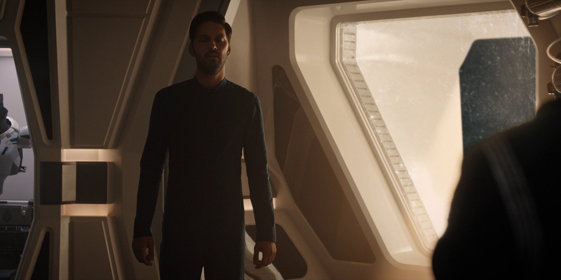 extant_StarTrekDiscovery_1x14-TheWarWithoutTheWarWithin_4466.jpg