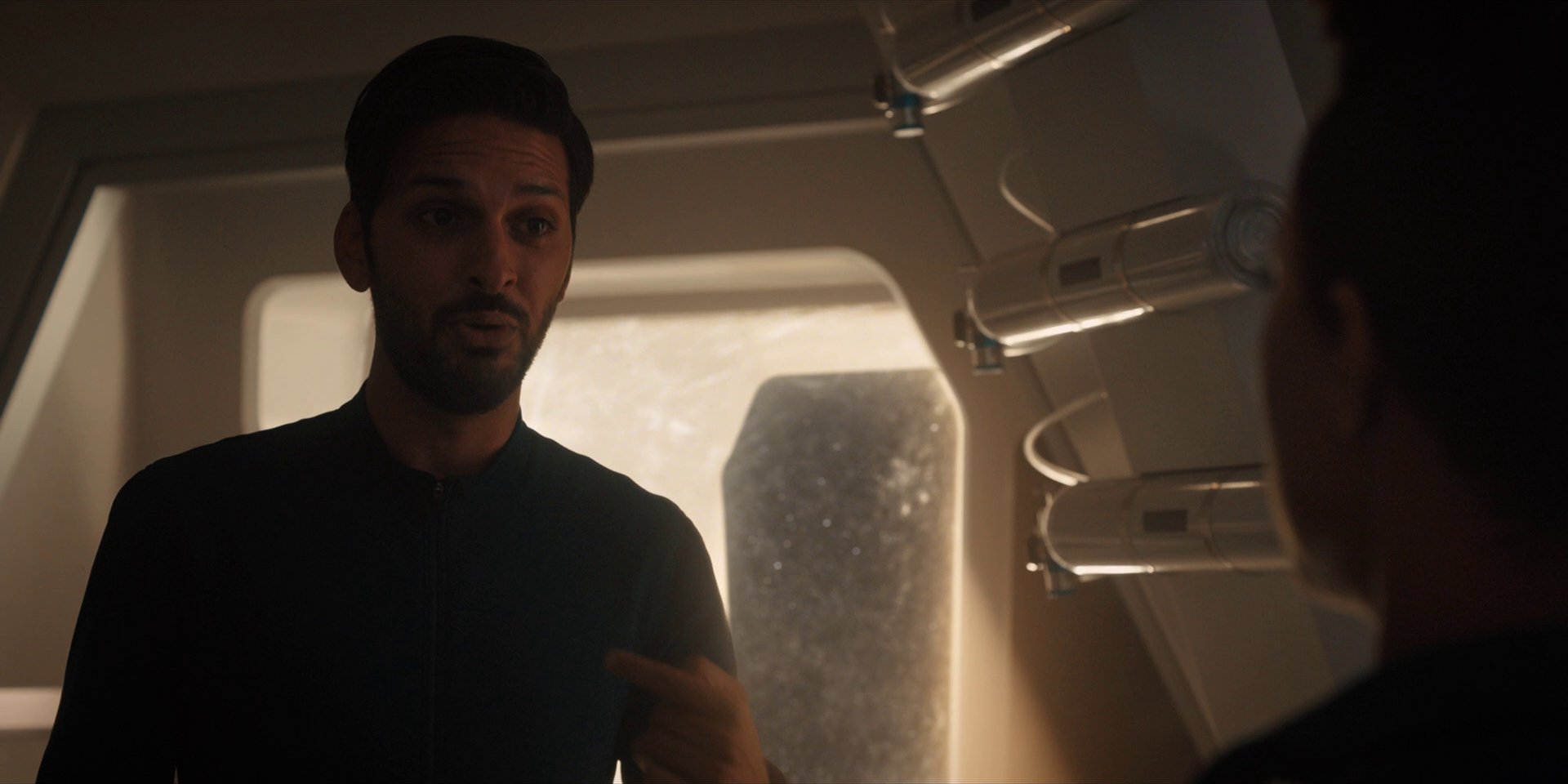 extant_StarTrekDiscovery_1x14-TheWarWithoutTheWarWithin_4569.jpg