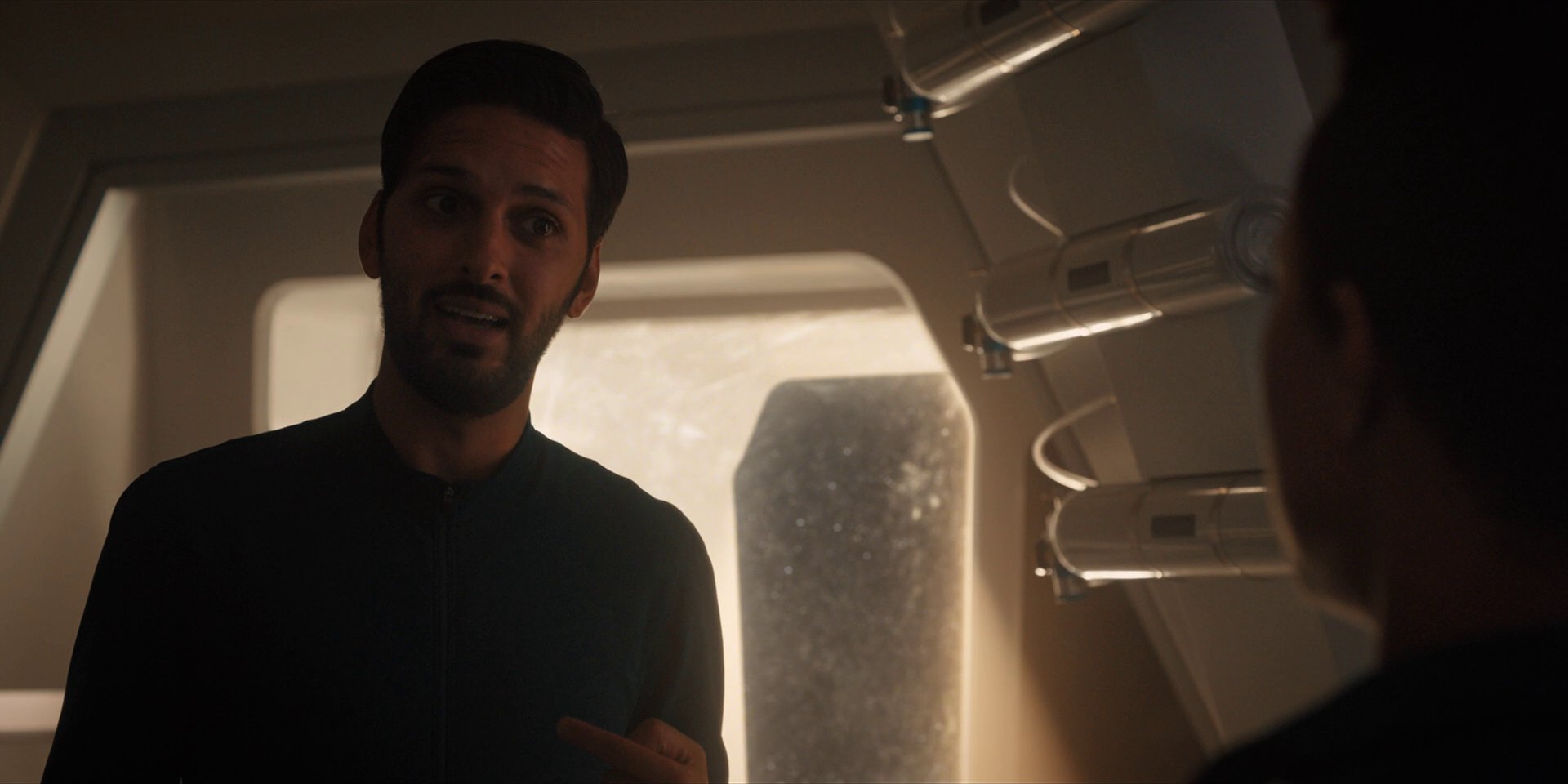 extant_StarTrekDiscovery_1x14-TheWarWithoutTheWarWithin_4570.jpg