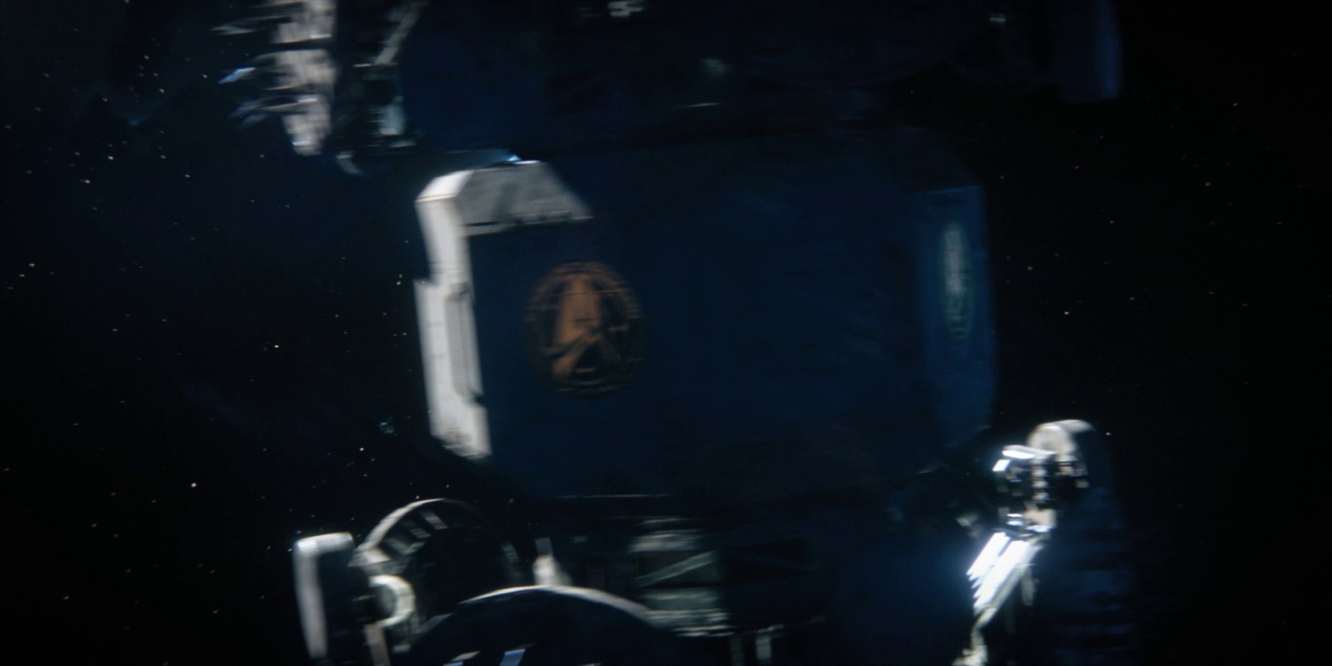 extant_StarTrekDiscovery_1x15-WillYouTakeMyHand_0177.jpg