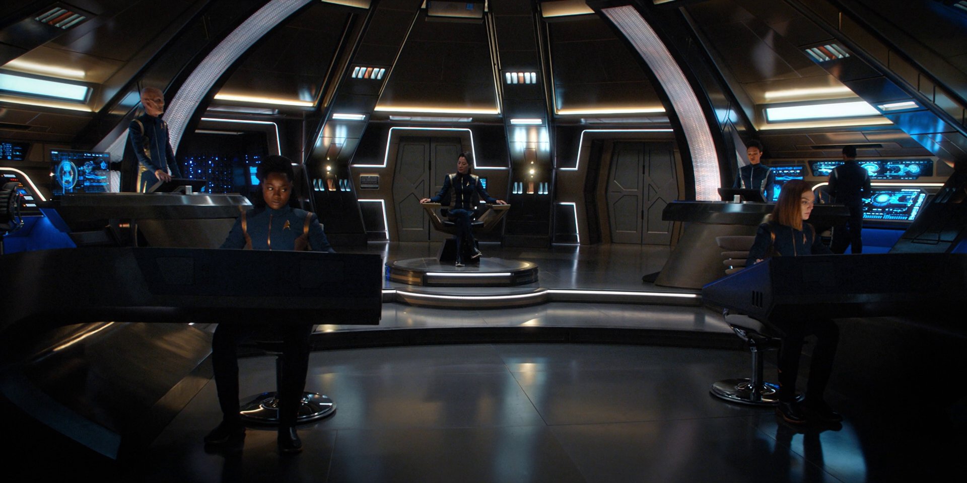 extant_StarTrekDiscovery_1x15-WillYouTakeMyHand_0307.jpg