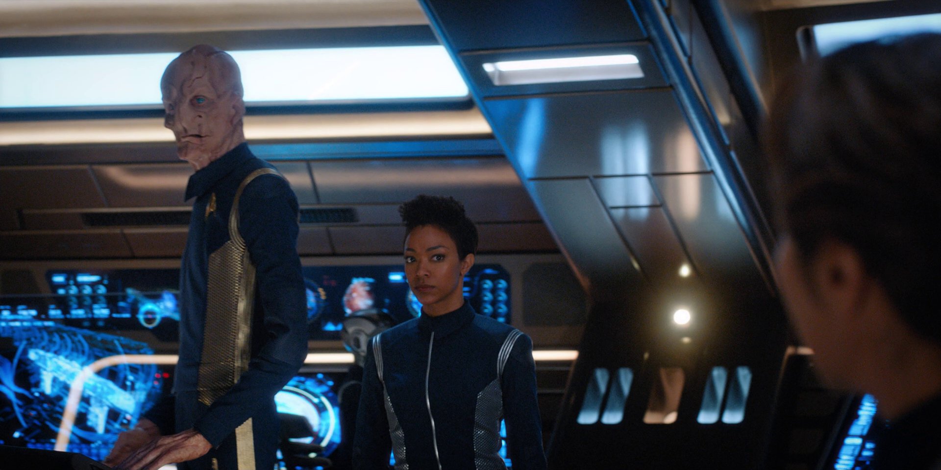 extant_StarTrekDiscovery_1x15-WillYouTakeMyHand_0357.jpg