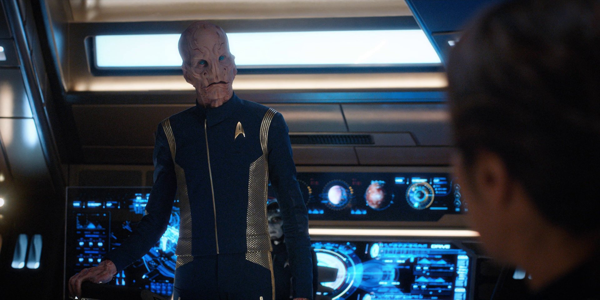 extant_StarTrekDiscovery_1x15-WillYouTakeMyHand_0370.jpg