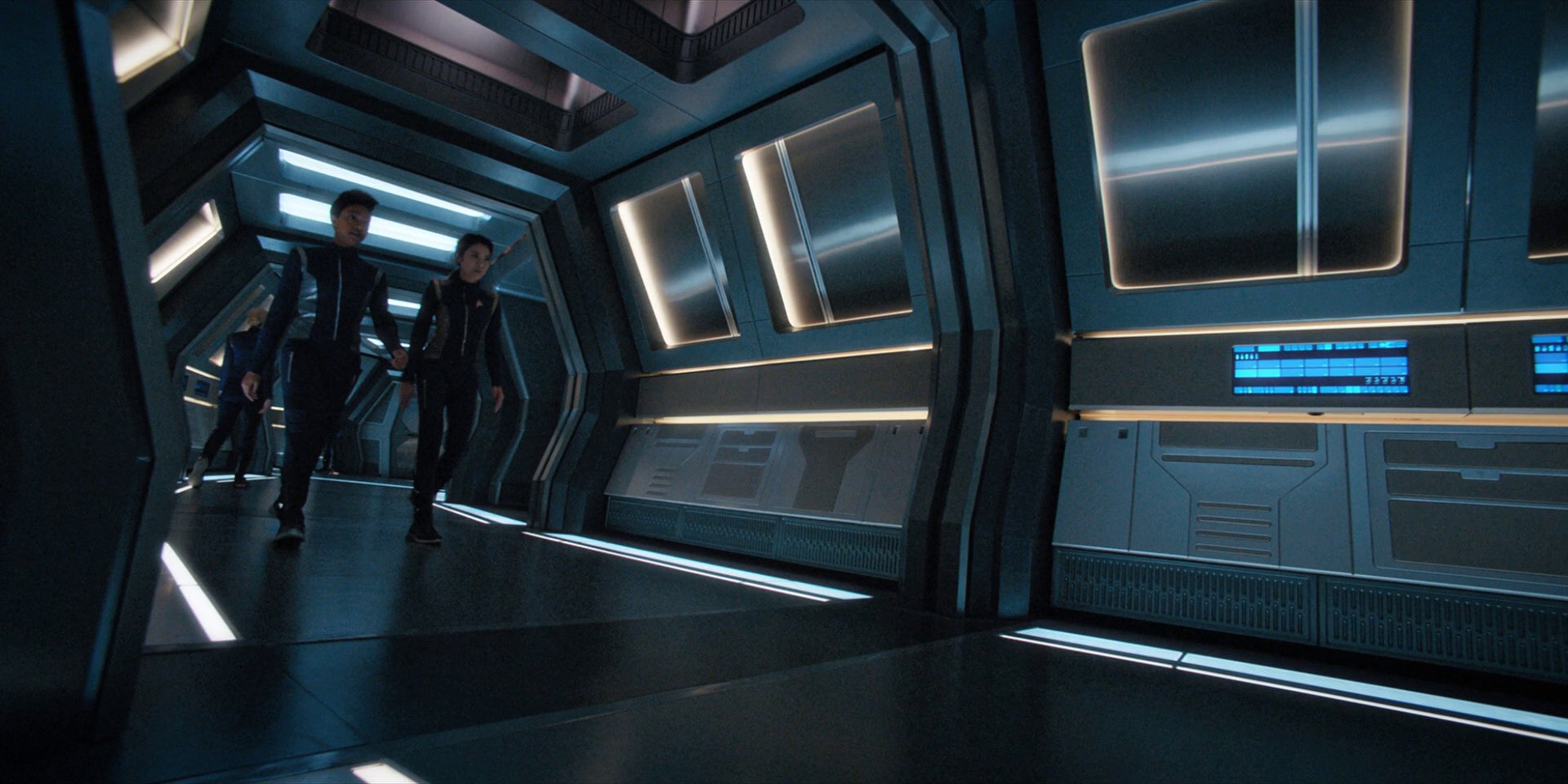 extant_StarTrekDiscovery_1x15-WillYouTakeMyHand_0497.jpg