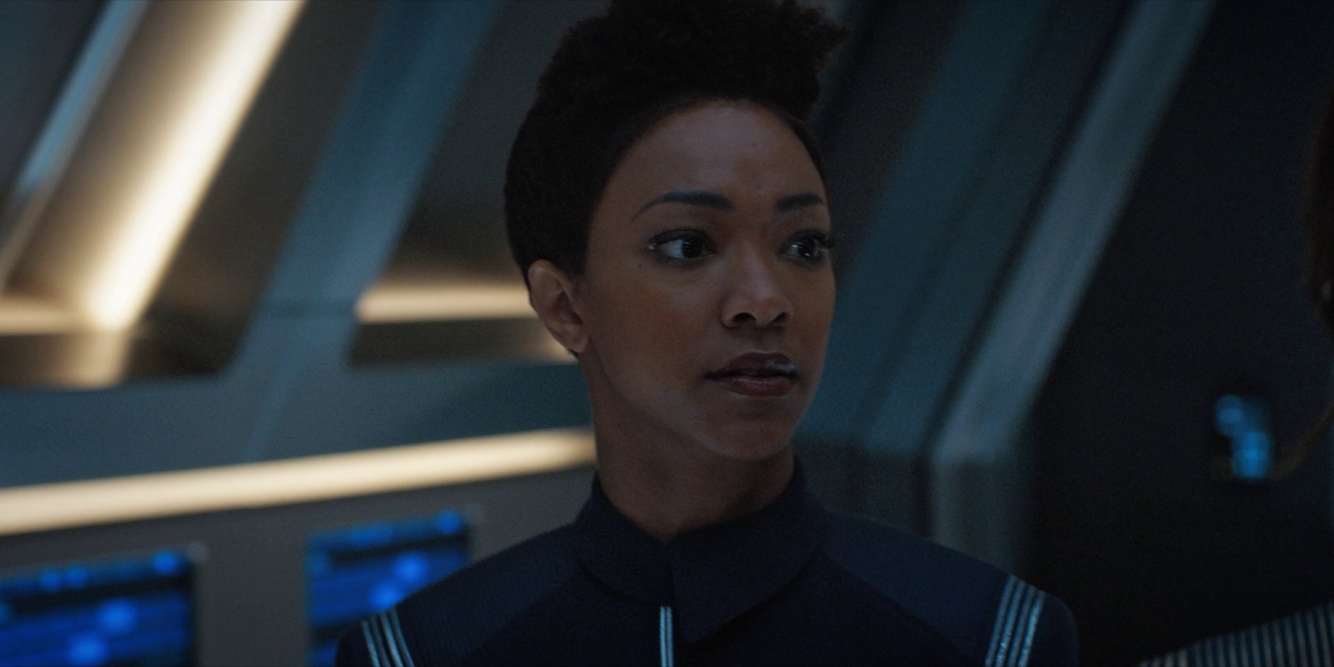 extant_StarTrekDiscovery_1x15-WillYouTakeMyHand_0519.jpg
