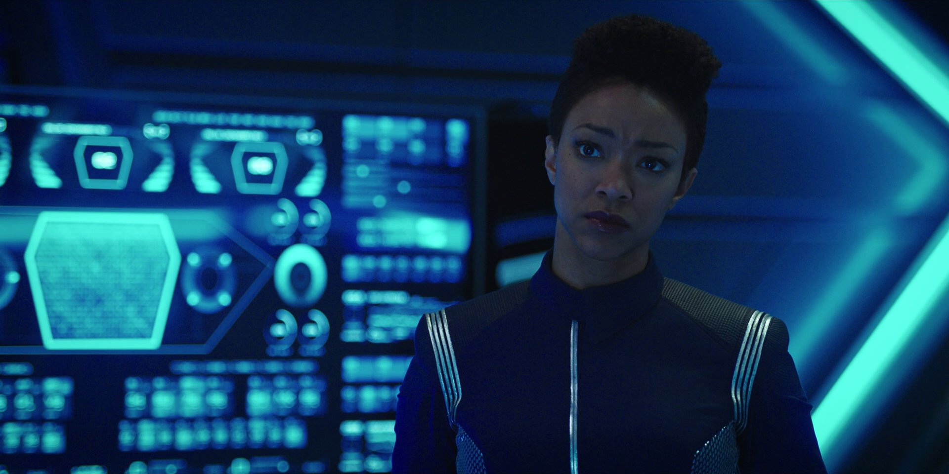 extant_StarTrekDiscovery_1x15-WillYouTakeMyHand_0832.jpg