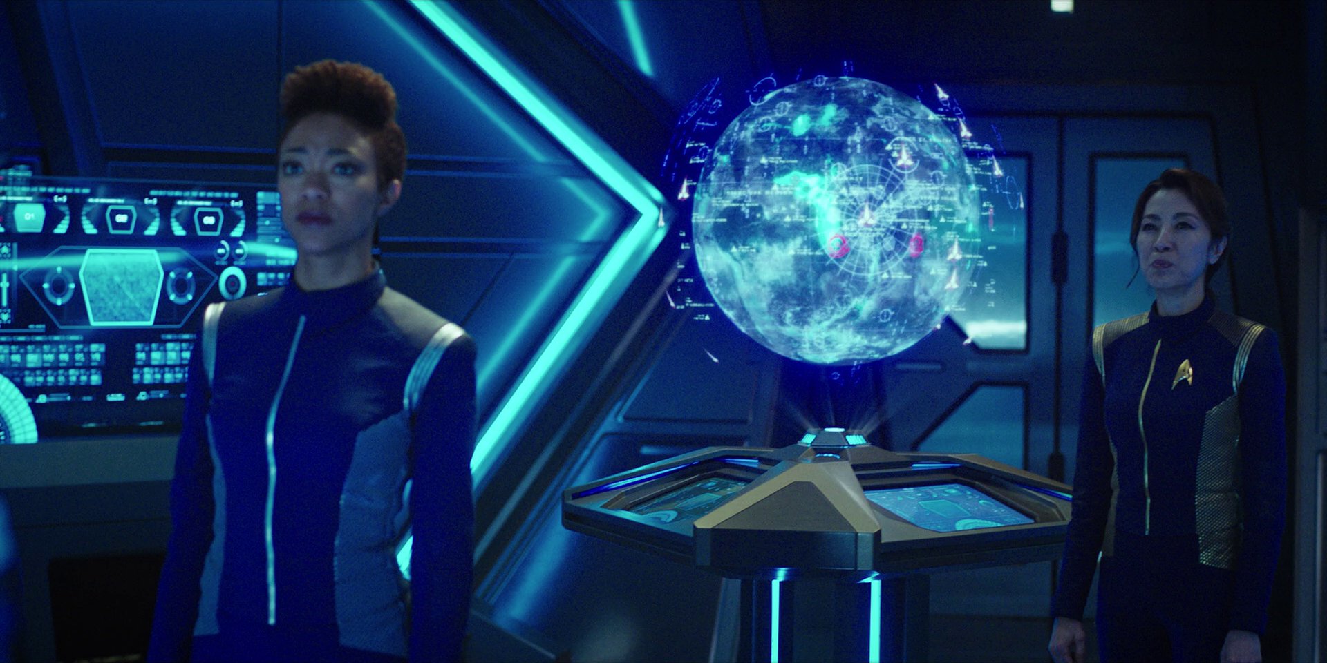 extant_StarTrekDiscovery_1x15-WillYouTakeMyHand_0878.jpg