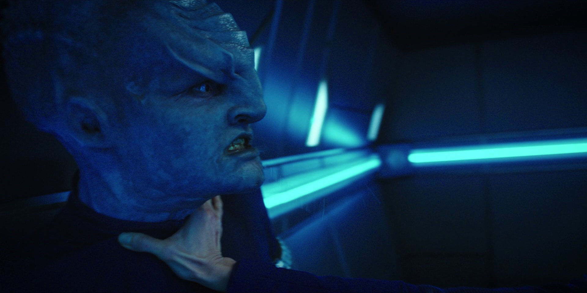 extant_StarTrekDiscovery_1x15-WillYouTakeMyHand_0905.jpg