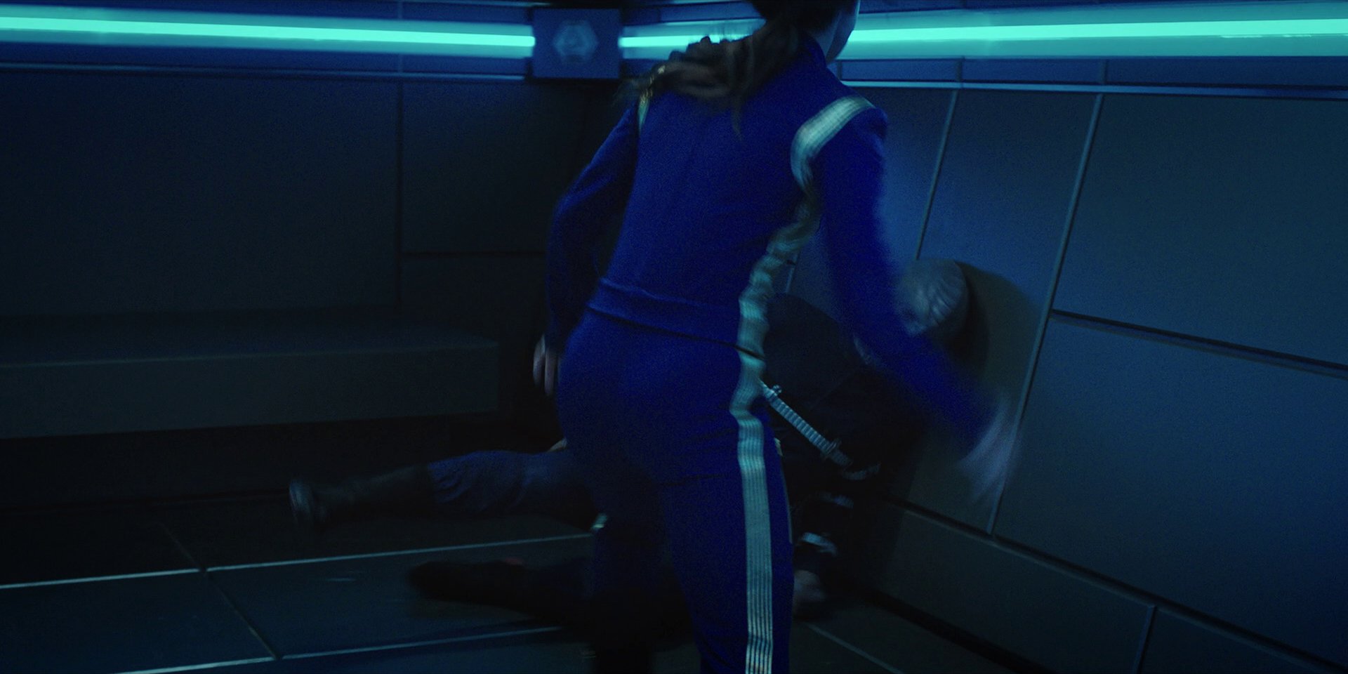 extant_StarTrekDiscovery_1x15-WillYouTakeMyHand_0927.jpg