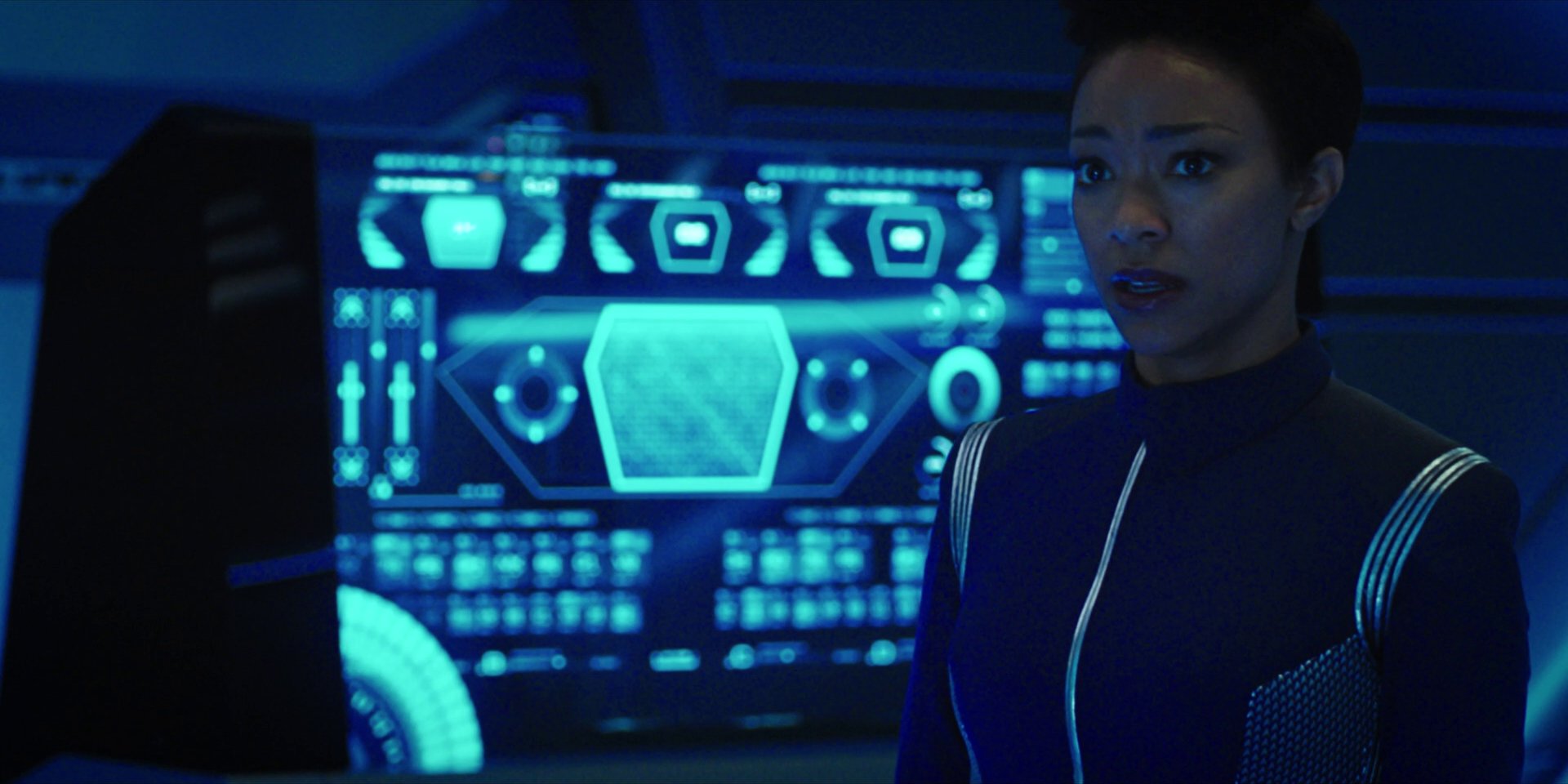 extant_StarTrekDiscovery_1x15-WillYouTakeMyHand_0966.jpg