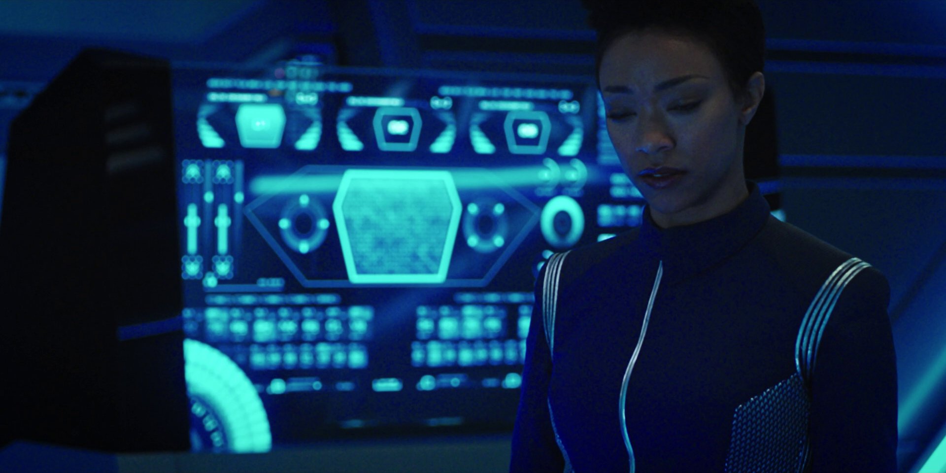 extant_StarTrekDiscovery_1x15-WillYouTakeMyHand_0972.jpg