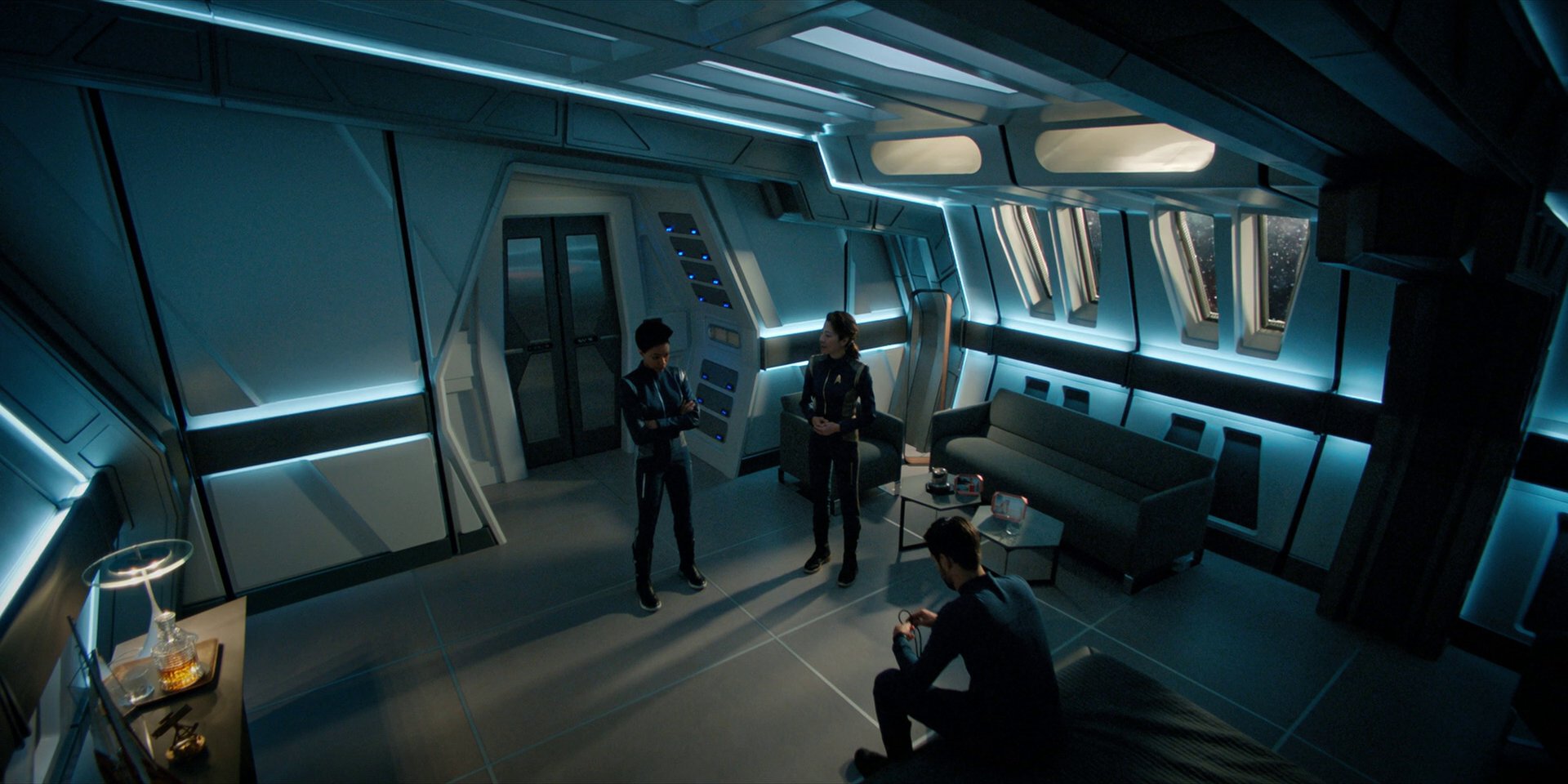 extant_StarTrekDiscovery_1x15-WillYouTakeMyHand_1009.jpg